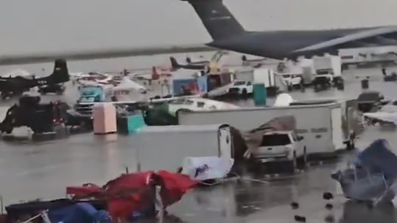 Strong winds hit McConnell AFB in Oklahoma during air show