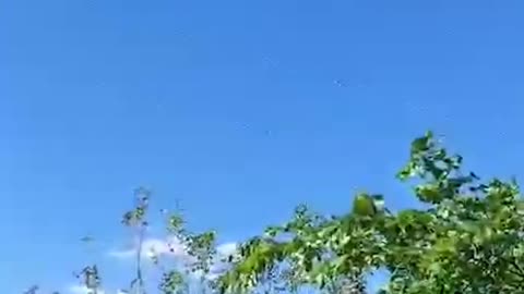 Ukrainians Fire a Stinger Missile at a Russian Orlan-10 Drone