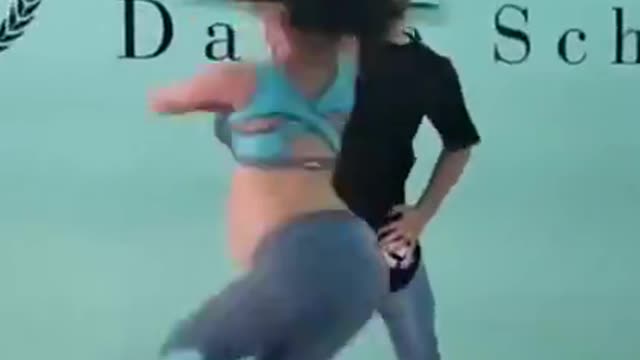 Dance pregnant Lady