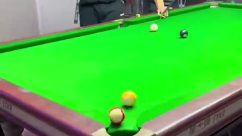 How to hold a cue