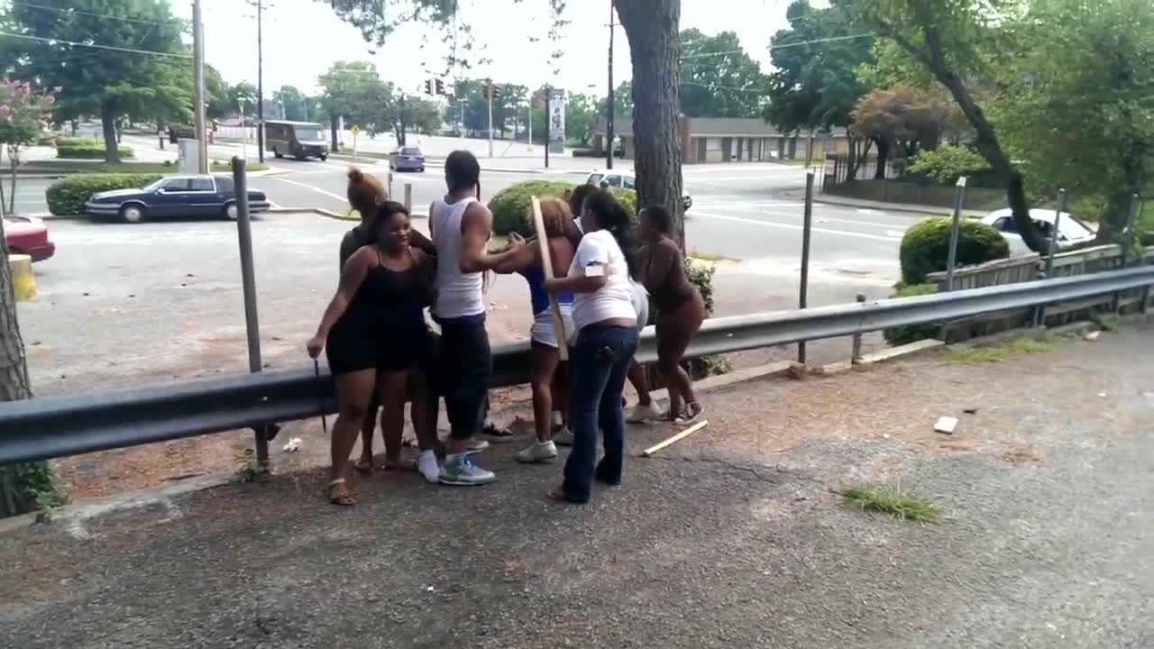 BEST WOMEN STREET FIGHT