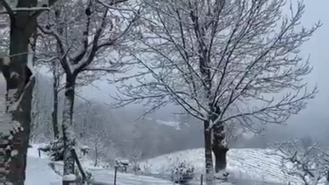 Glimpse of the Modena mountains