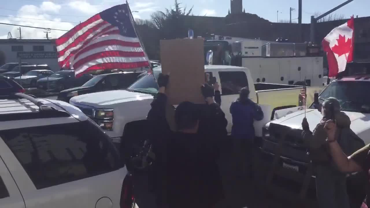 Freedom Convoy in Eureka California