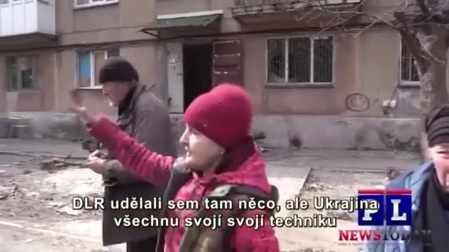 Obyvatelé Mariupolu o vypráví o svých zkušenostech s praporem Azov - české titulky