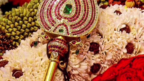 வீடுகளில் ஒரு முறை காலையில் இந்த டி எம் எஸ் ஐயா பாடல் கேட்கவும்