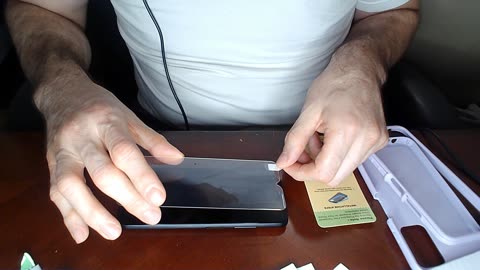 How to Install a Tempered Glass Screen Protector on your Phone