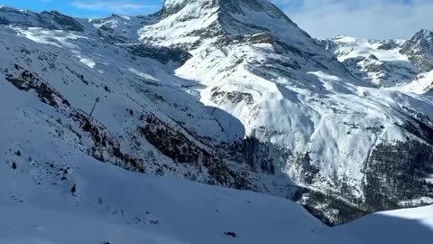Winter in Switzerland. Which place is your favorite in Winter? 🇨🇭