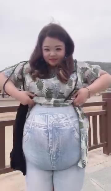 Plus sized women's fashion