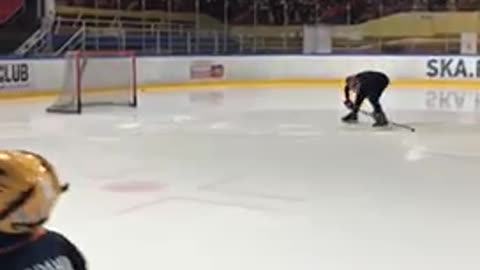 Russians can play ice hockey!