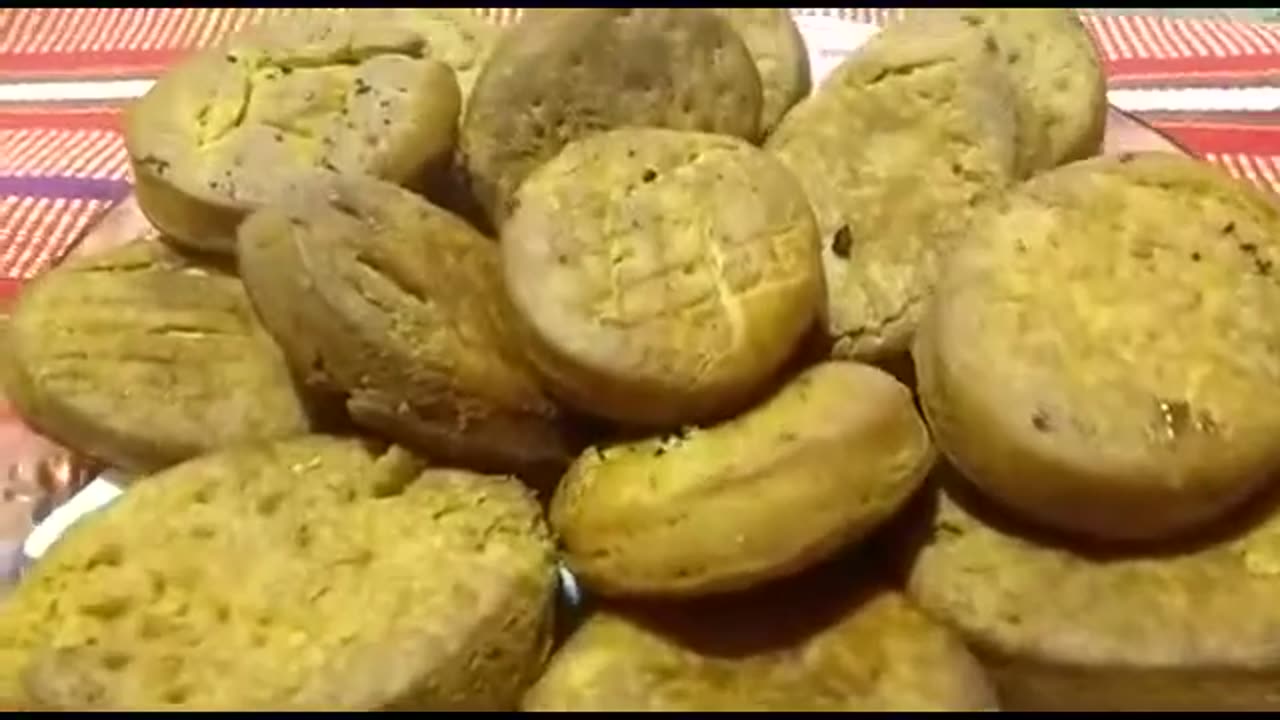 Classic Indian Dish: Sweet Jaggery Mathri (Watch & Prepare)