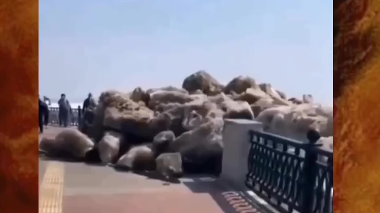 What is it???😱😱😱😱😱