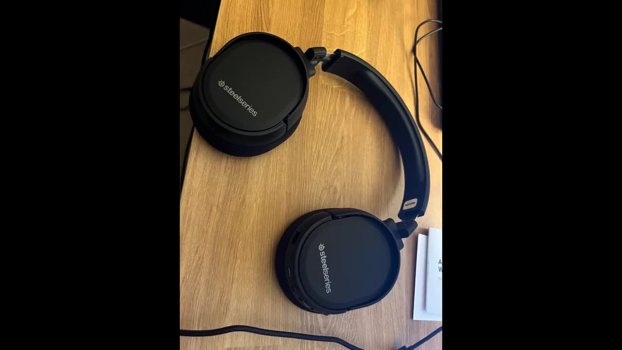 Review: SteelSeries Arctis 1 Wireless Gaming Headset USB-C Detachable Clearcast Microphone Comp...