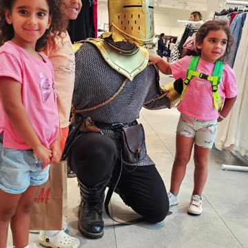 I would do GOOD 👑🏰