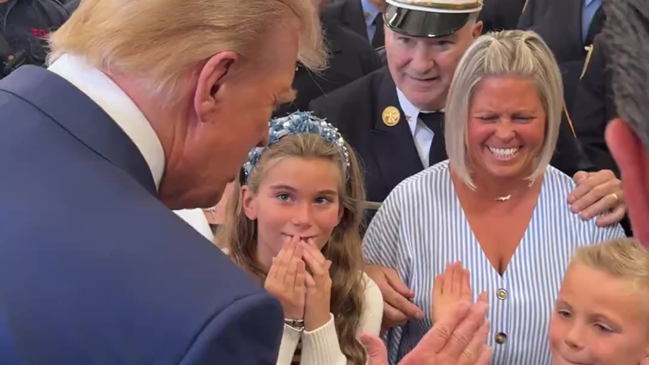 NYC Boy looks up a Trump and says, “President Trump, make America great again!”