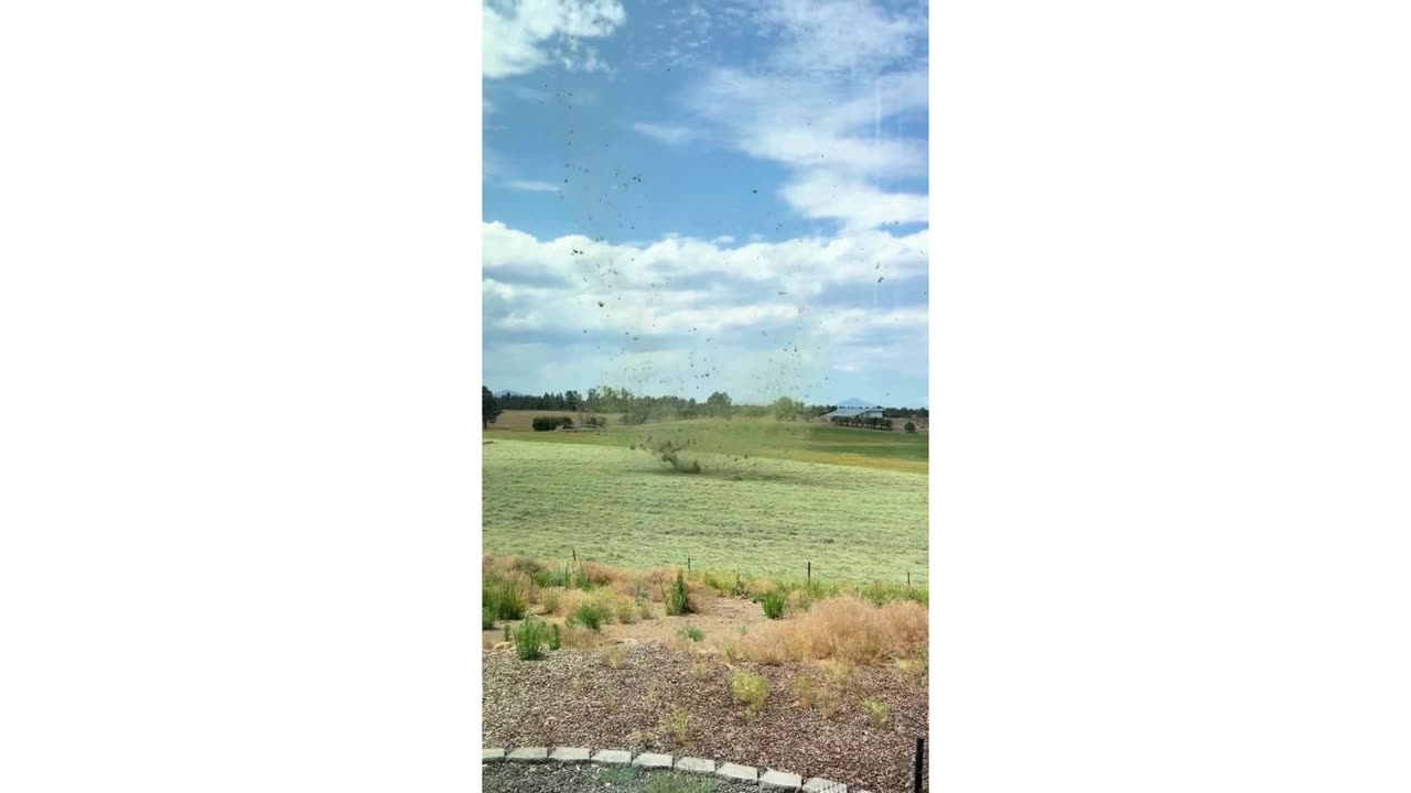 Crazy lighting caught on camera