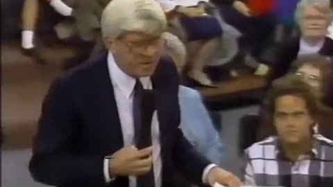 FLASHBACK: Talk show host Phil Donahue interviews Trump