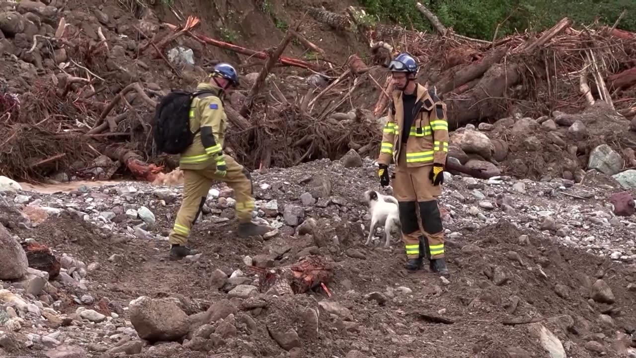 Bosnia floods wash away houses, leave trail of devastation