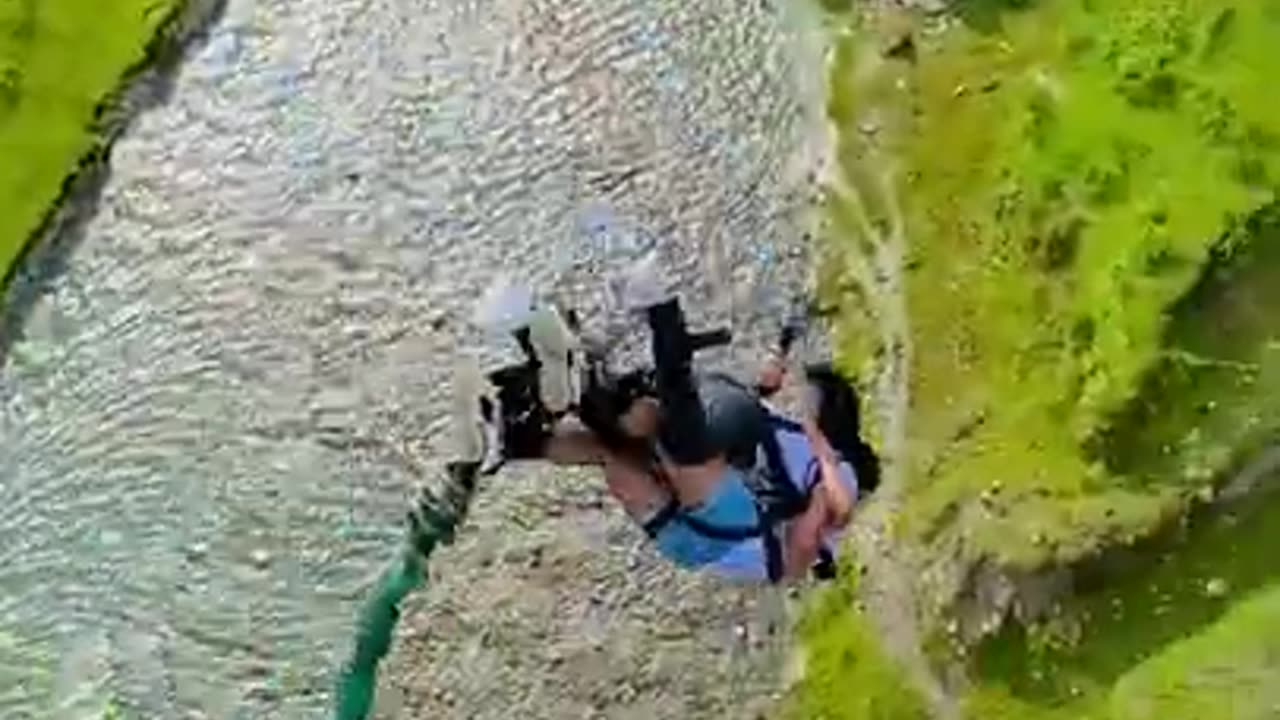 Bungee jumping