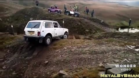 Lada Niva 4x4 off-road, Haggate, rocks