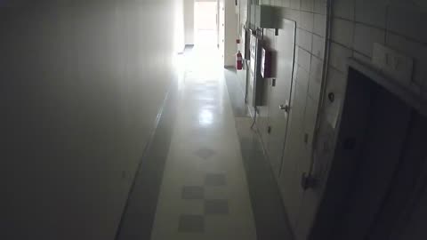 8801VZN01Elevator_2021-01-06_19h00min01s000ms.mp4