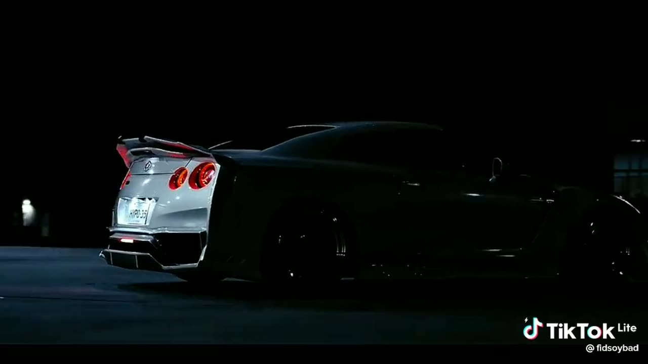 R35