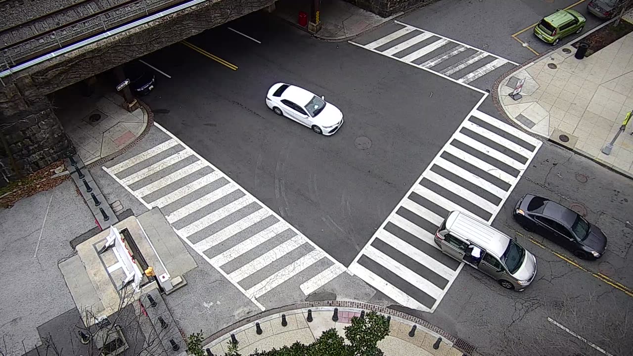 3821FHOBRFSouthwestRoof_2021-01-06_14h46min35s080ms.mp4