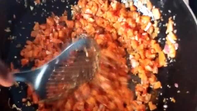 Spring roll filling with carrot as the major ingredient