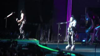 Kiss Live