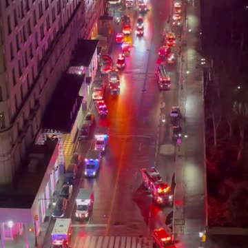 20230224文贵先生GETTR²：尊敬的战友们好……现在Park Lane酒店着火，飞飞差点被烧死在酒店里……整条街上都是消防车，人现在已经安全逃出🙏🙏🙏🙏🙏🙏