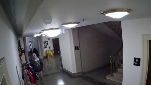 3237LHOBGRStair1_2021-01-05_16h00min03s207ms.mp4