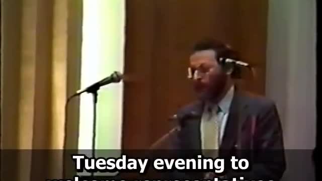 Rabbi Kahane debates Prof. Greenberg