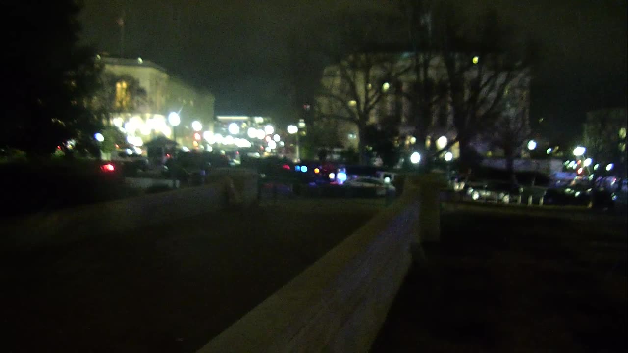 Camera0915USCG00UpperTerraceSE_2021-01-06_Starting_at_17h40min02s103ms.mp4