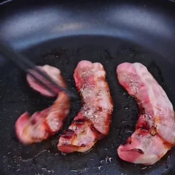 "Delicious Food and ASMR: Unforgettable Relaxing Moments