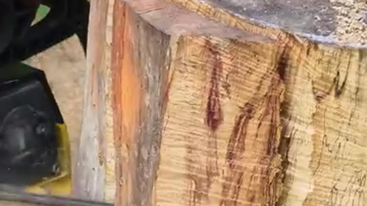 Making a Meat Cutting Wood by Using Chain Saw Machine