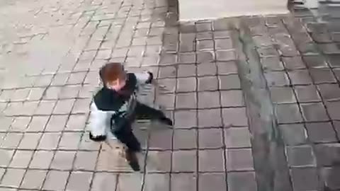 Hong Kong roof escape parkour