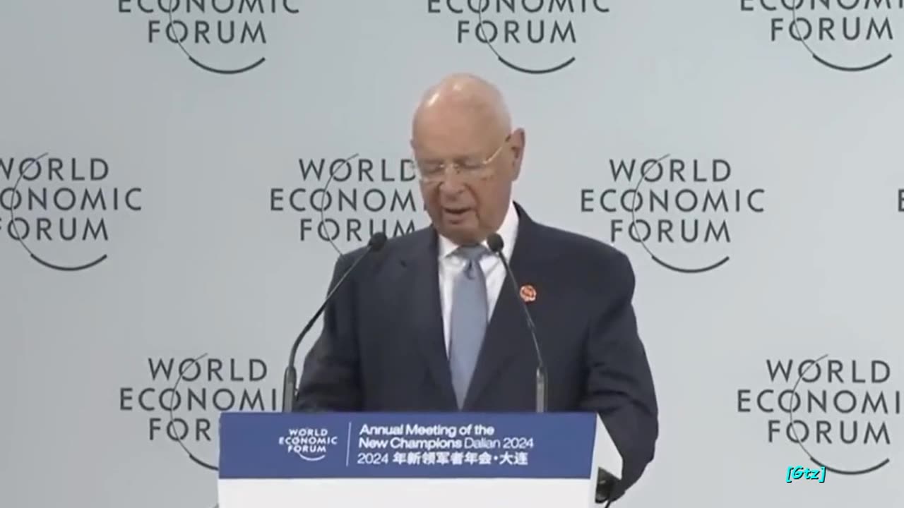 WEF-Gründer Klaus Schwab erklärte den Delegierten auf einer Konferenz in China, (engUTdeu)