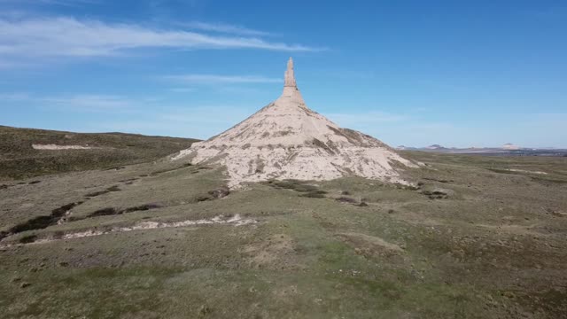 Chimney Rock near Scotts Bluff, NE - Drone Flight