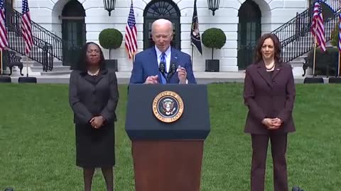 Joe Biden's Brain Glitches Out, Starts Rambling About Xi Jinping & the Himalayas