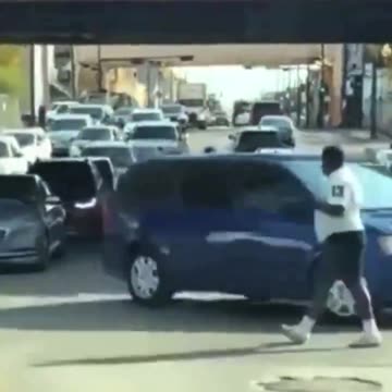 Welcome to Chicago - The land of Thieves