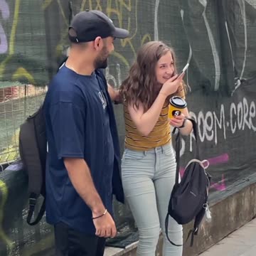 She didn’t expect that 😂💃😂