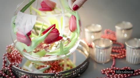 How to_ Make a Flower Arrangement Using a Fishbowl and Tulips