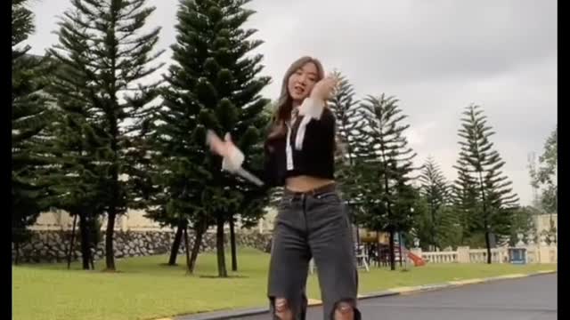 Try not to dance challenge :) New trend edition