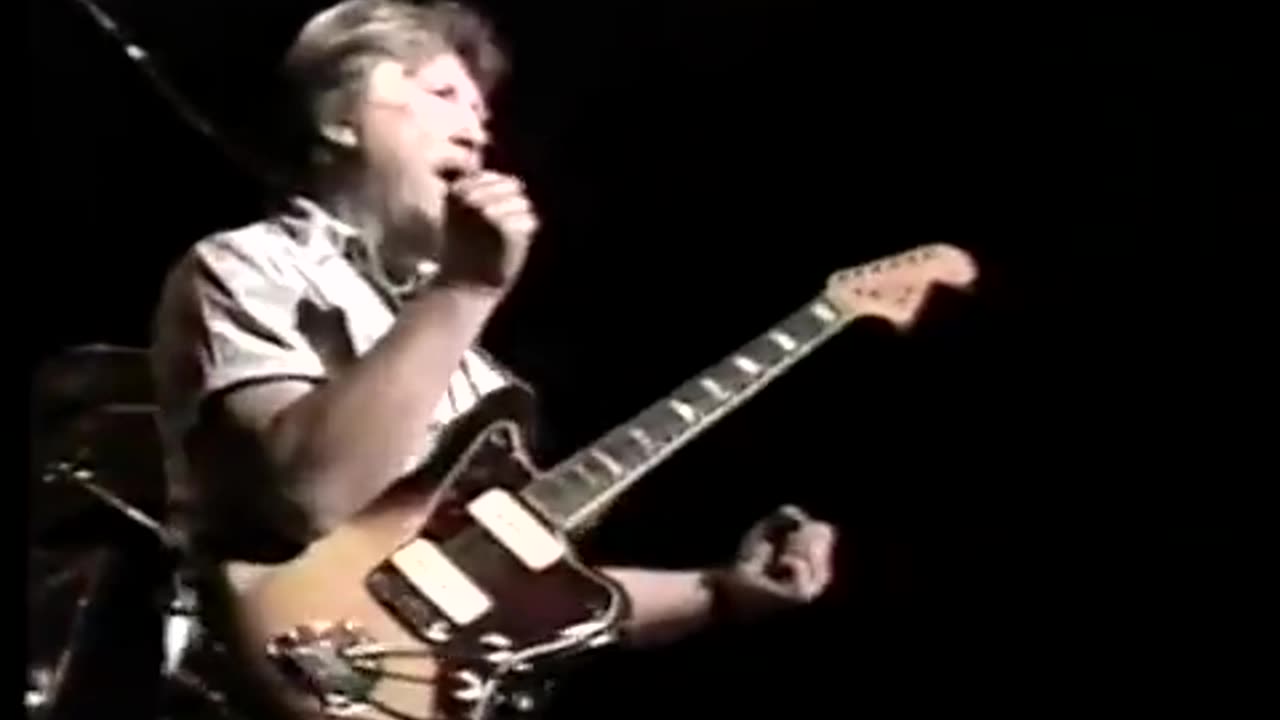 The Ventures Walk Don't Run 64 (Very Rare Footage) - Reloaded from Xxwolfspirit7Xx