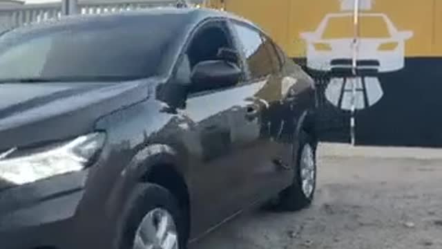 The right way to start the car when it starts.
