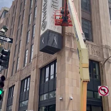Twitter sign comes down outside HQ in San Francisco