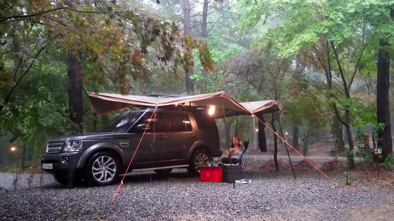 Outdoor camp life in the rain, enjoy the quiet time, and listen to the sound of the healing rain to