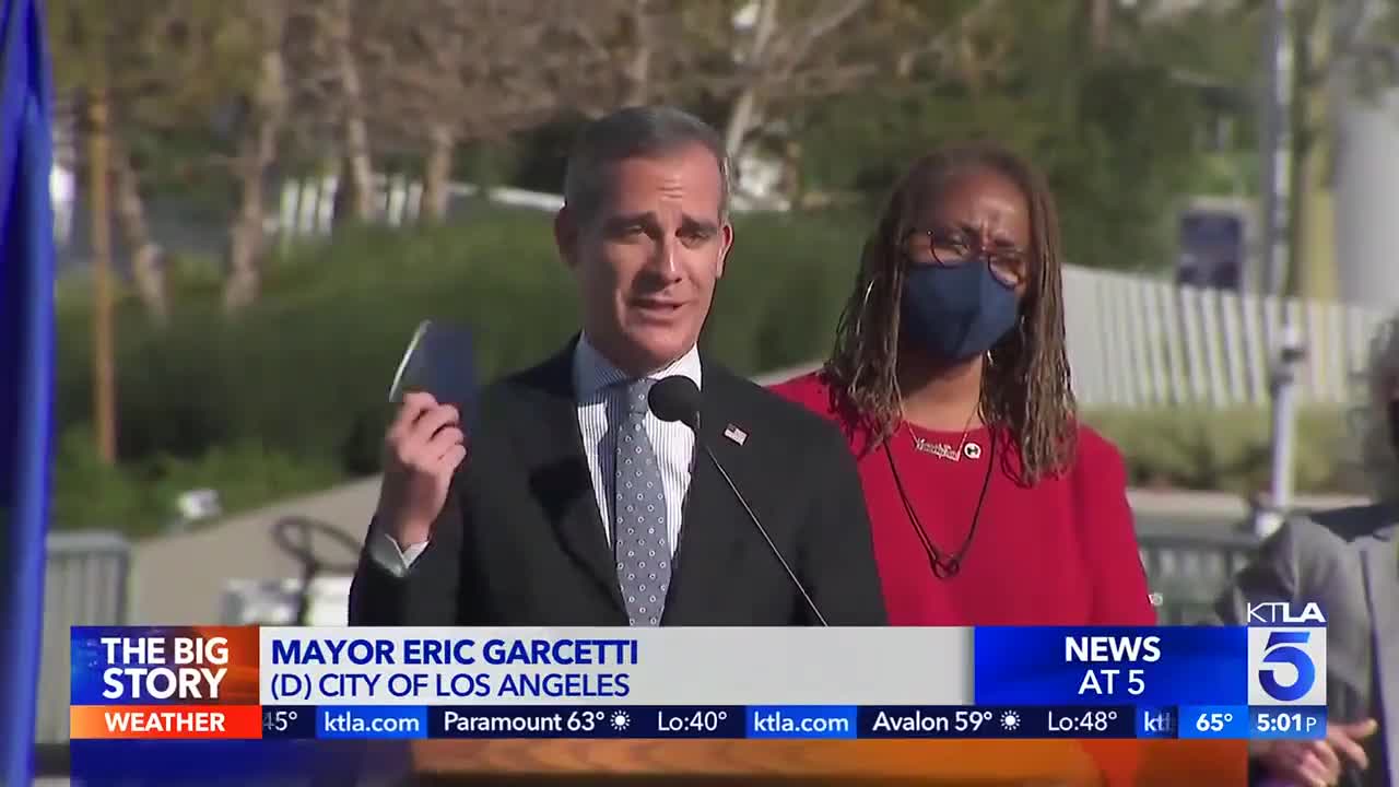 Los Angeles's Radical Mayor Busted Maskless, Want You To Believe He Was Holding His Breath