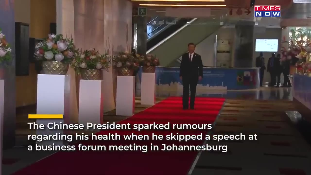 Xi Trends As South African Security Wrestles With His Aide| 'Awkward' Chinese Premier's Video Viral