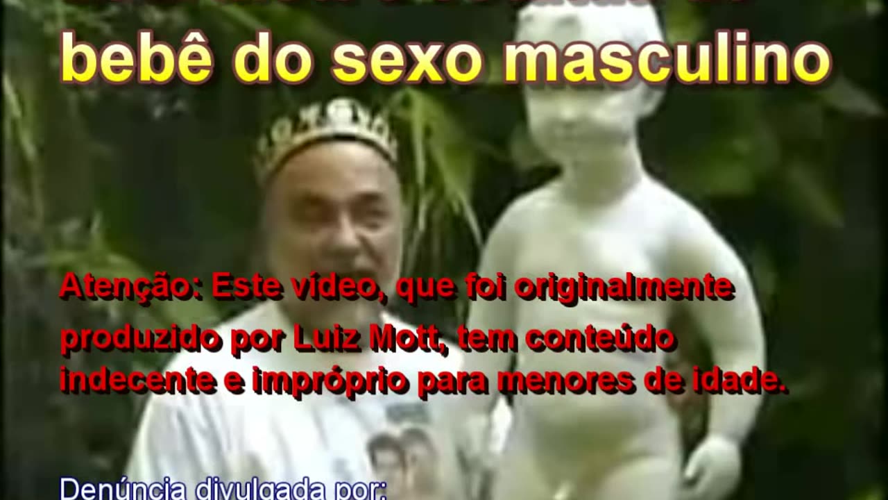 Luiz Mott, museu erótico e estátua de bebê pelado