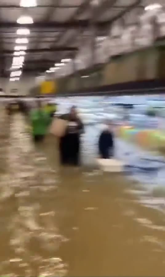 SUPERMARKET FLOODING YOU EVER SAW!